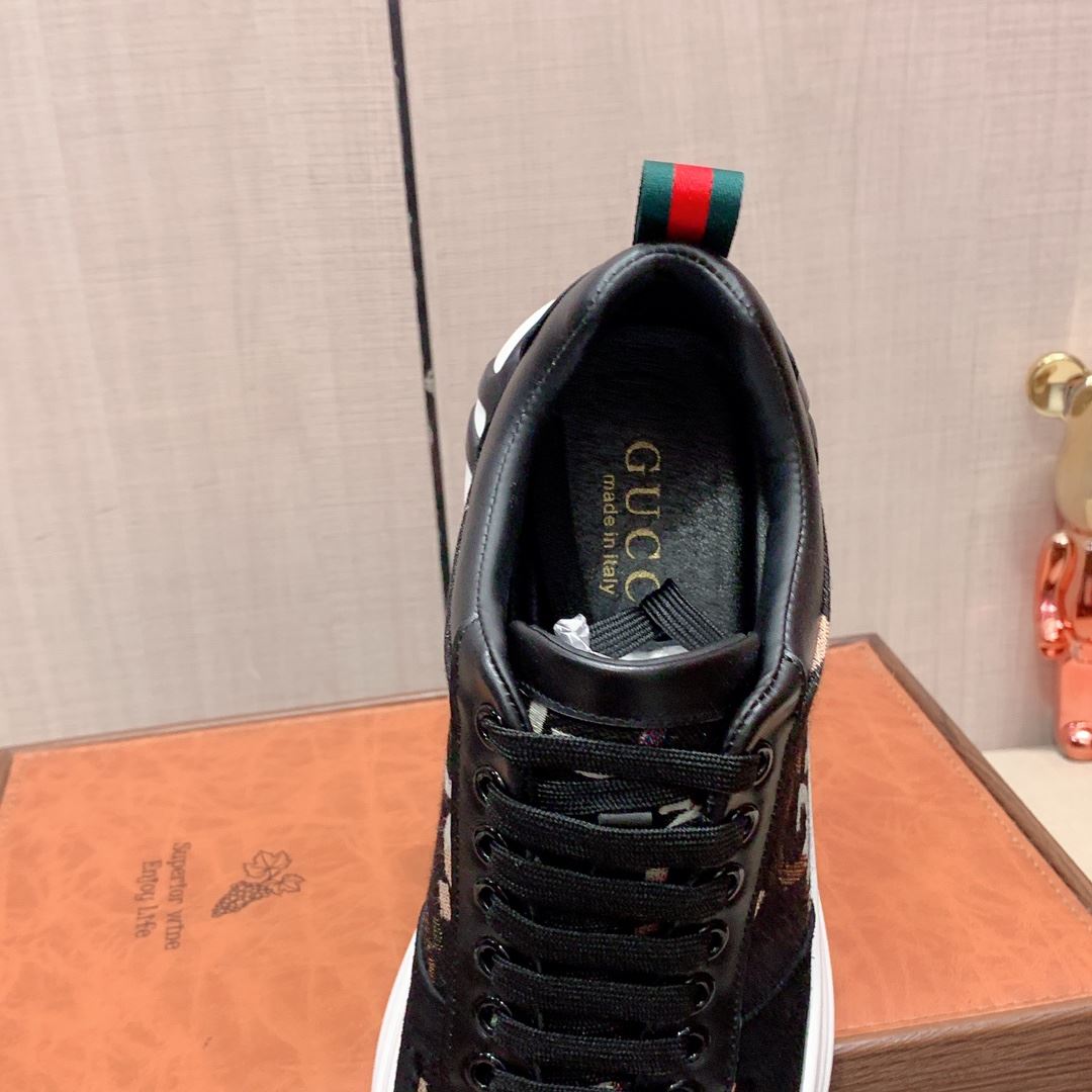 Gucci Low Shoes